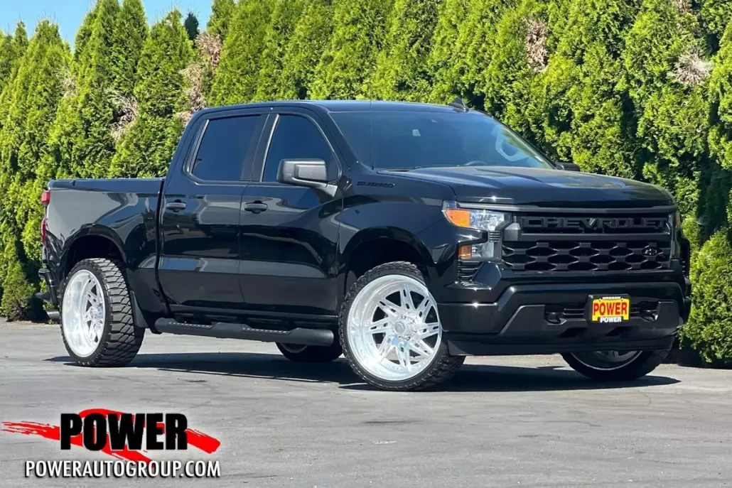 2022 Chevrolet Silverado 1500 Custom photo 1