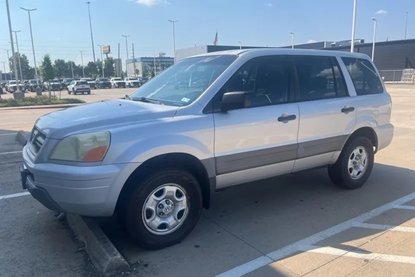 2005 Honda Pilot LX photo 1