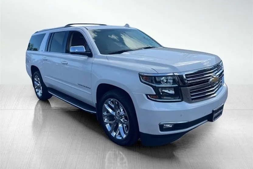 2016 Chevrolet Suburban LTZ photo 1