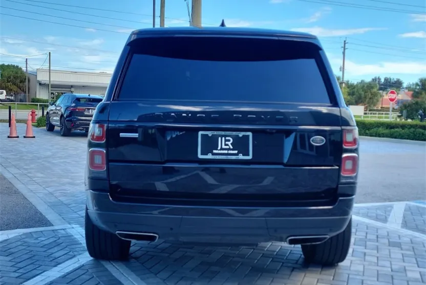 2019 Land Rover Range Rover SuperCharged photo 1
