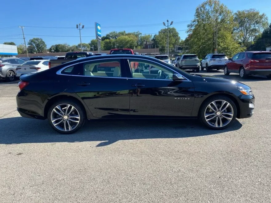2024 Chevrolet Malibu Premier 2LT photo 1