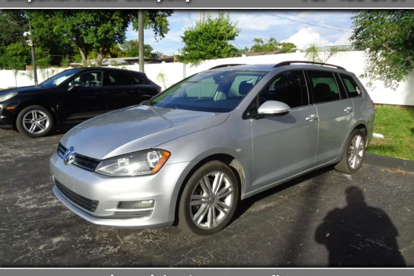 2015 Volkswagen Golf SportWagen TDI SE photo 1