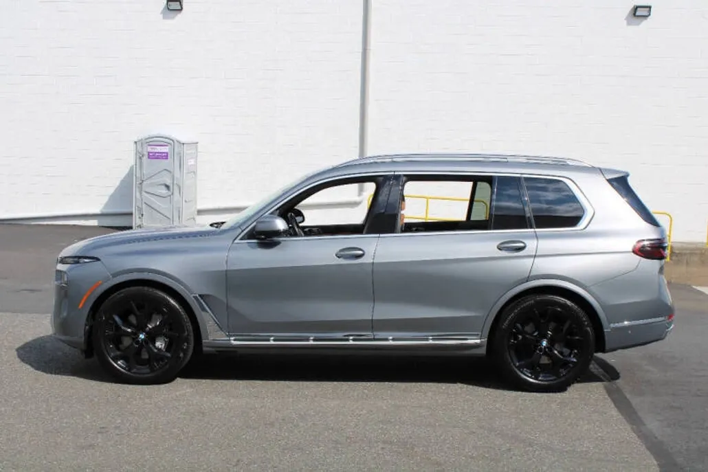 2023 Bmw X7 xDrive40i photo 1