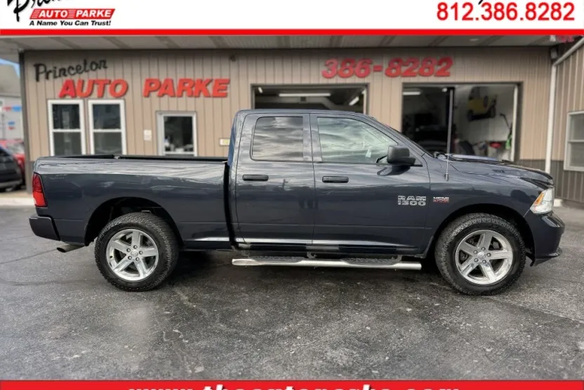 2018 Ram 1500 ST photo 1