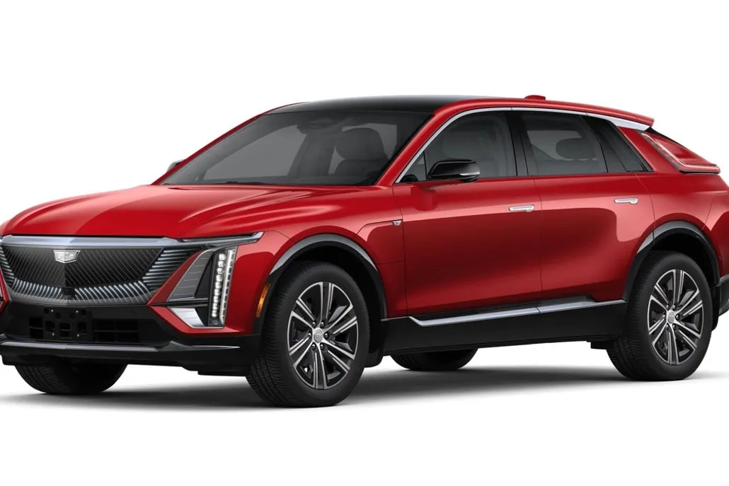 2025 Cadillac Lyriq Luxury photo 1