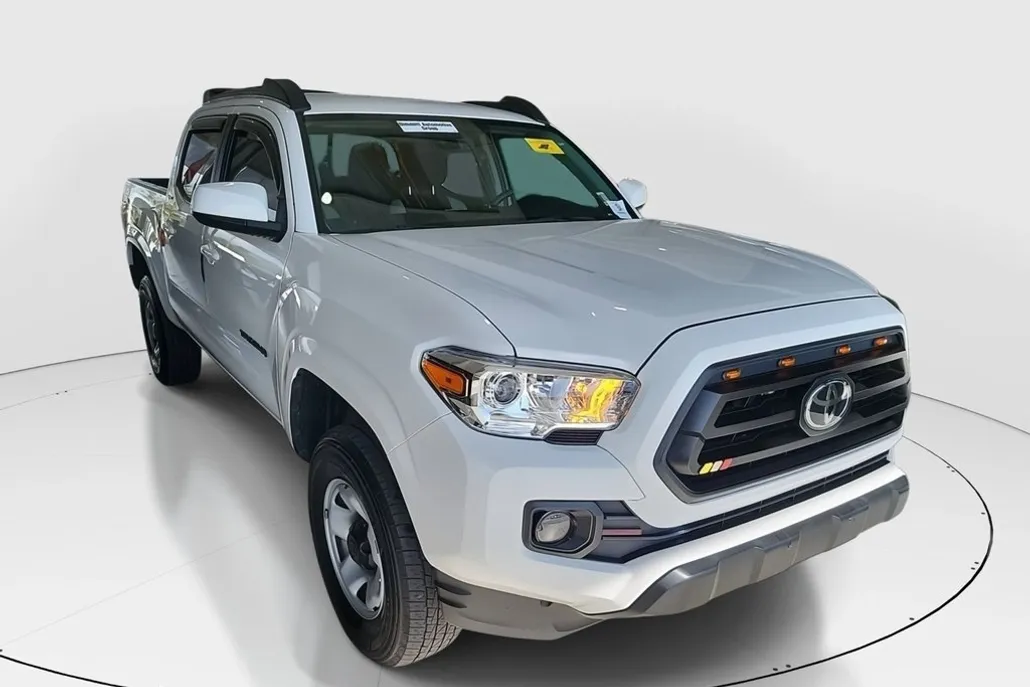 2022 Toyota Tacoma SR photo 1