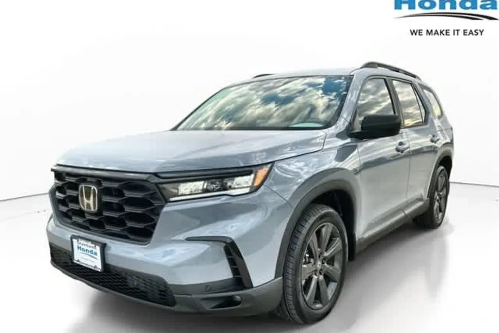 2025 Honda Pilot Sport photo 1