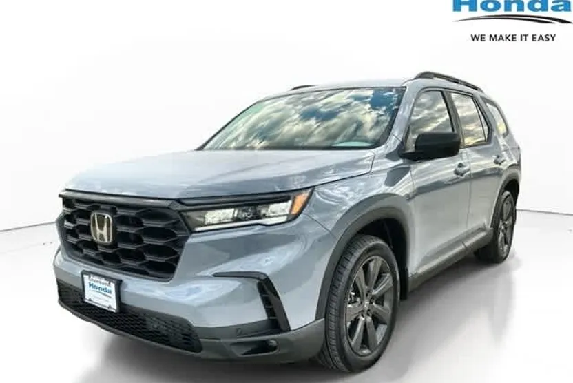 2025 Honda Pilot Sport photo 1