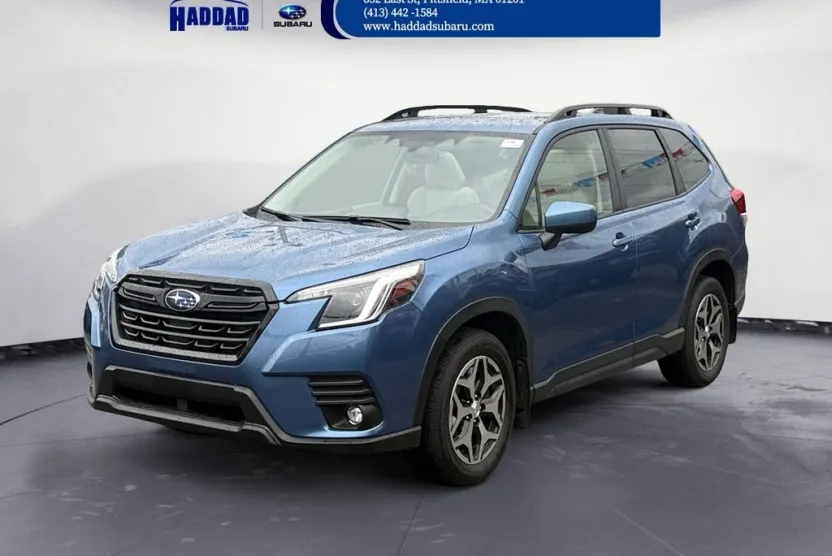 2024 Subaru Forester Premium photo 1