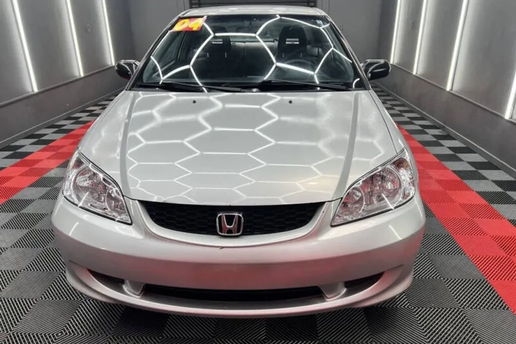2004 Honda Civic LX photo 1