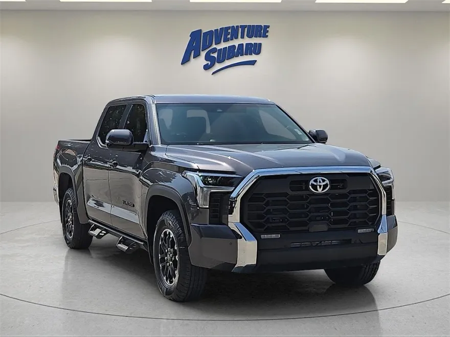 2025 Toyota Tundra SR5 photo 1