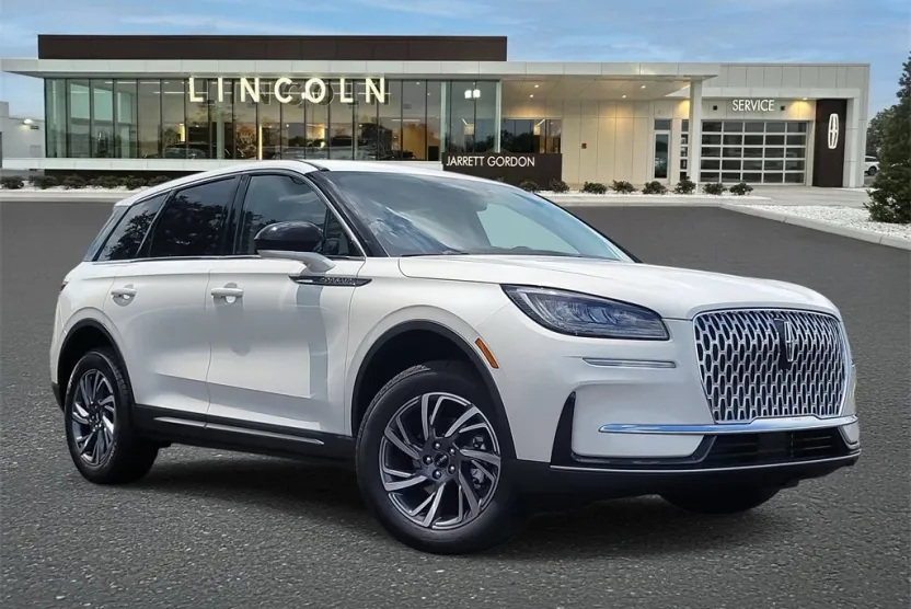 2025 Lincoln Corsair Premiere photo 1