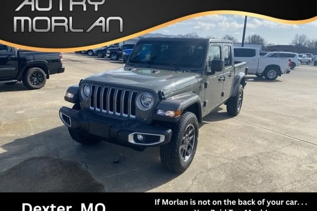 2023 Jeep Gladiator Overland photo 1