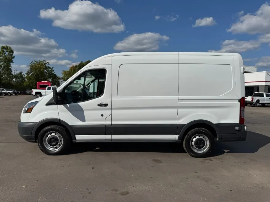 2017 Ford Transit Van photo 1