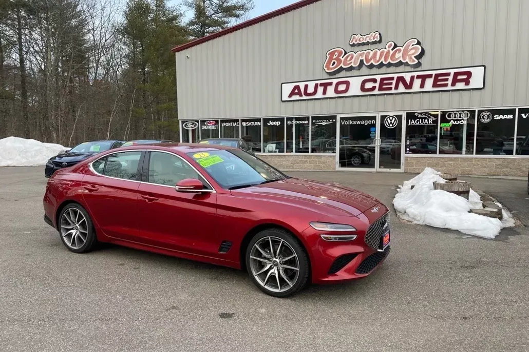 2023 Genesis G70 2.0T photo 1