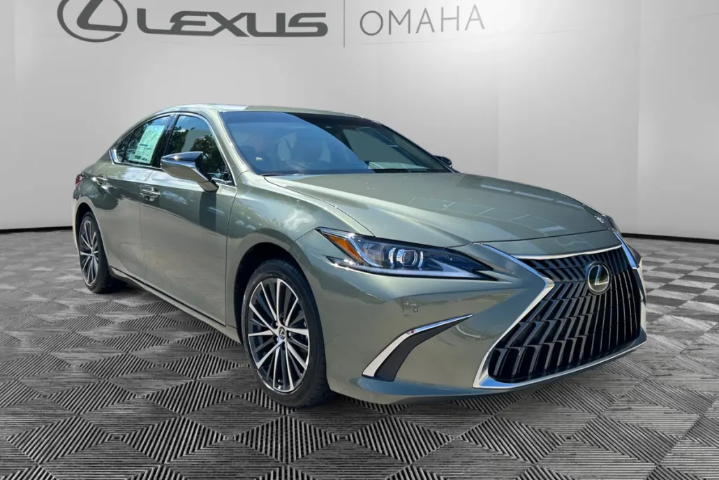 2025 Lexus ES 350 photo 1