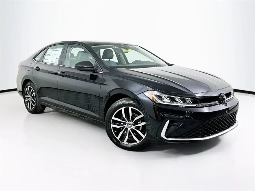 2025 Volkswagen Jetta SE photo 1
