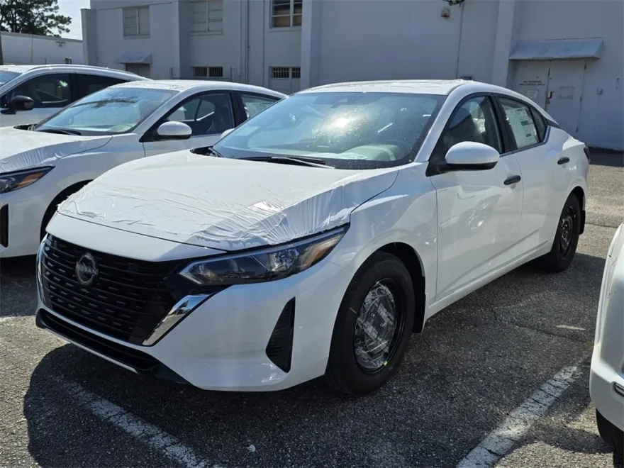 2025 Nissan Sentra S photo 1