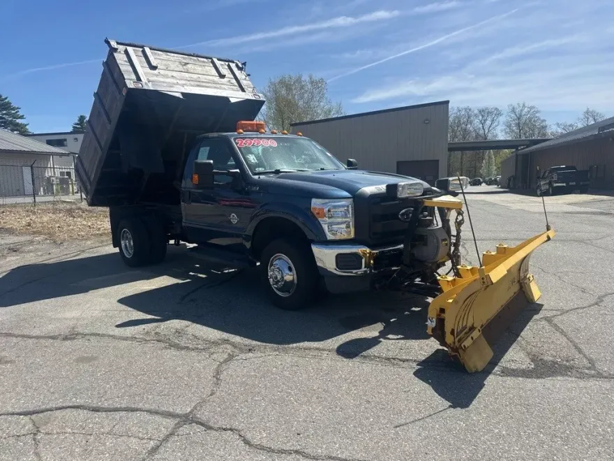 2016 Ford F-350 photo 1