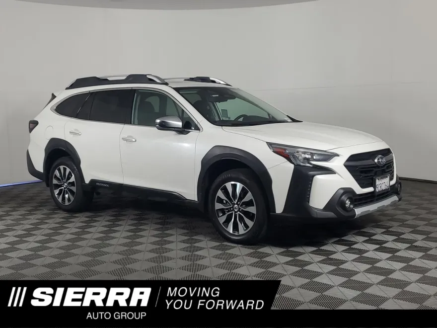 2023 Subaru Outback Touring photo 1