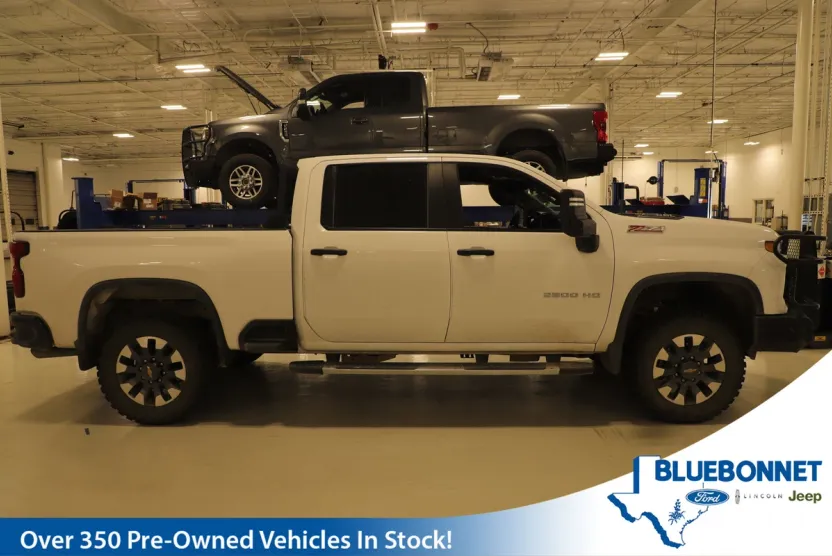 2024 Chevrolet Silverado 2500HD Custom photo 1
