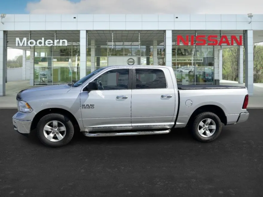 2013 Ram 1500 SLT photo 1