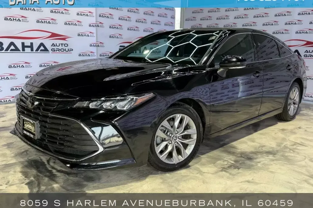 2022 Toyota Avalon XLE photo 1