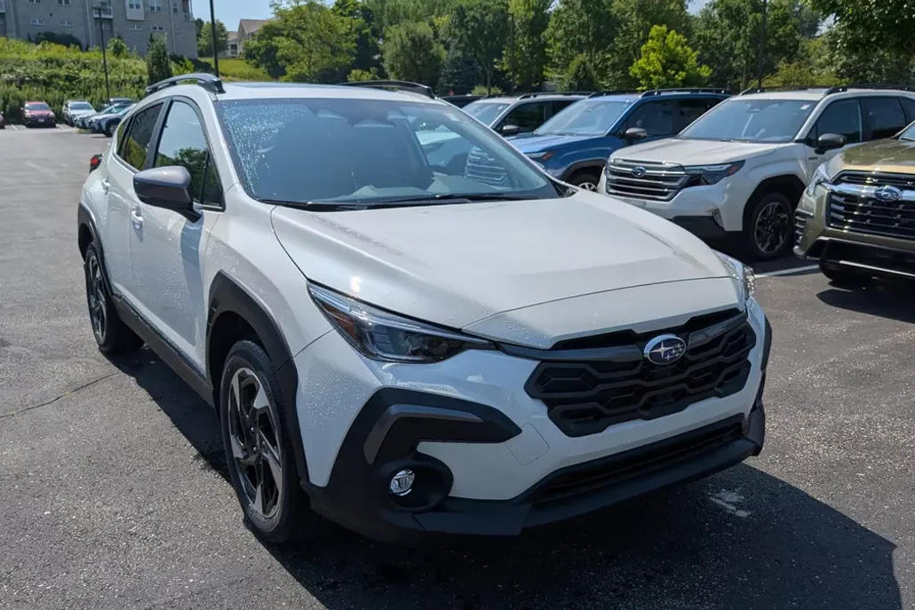 2025 Subaru Crosstrek Limited photo 1