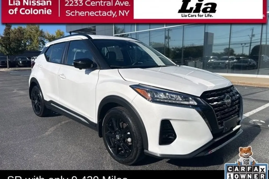 2024 Nissan Kicks SR photo 1