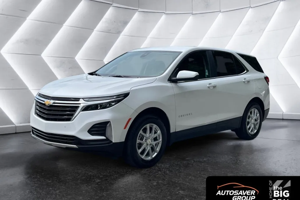 2024 Chevrolet Equinox LT photo 1