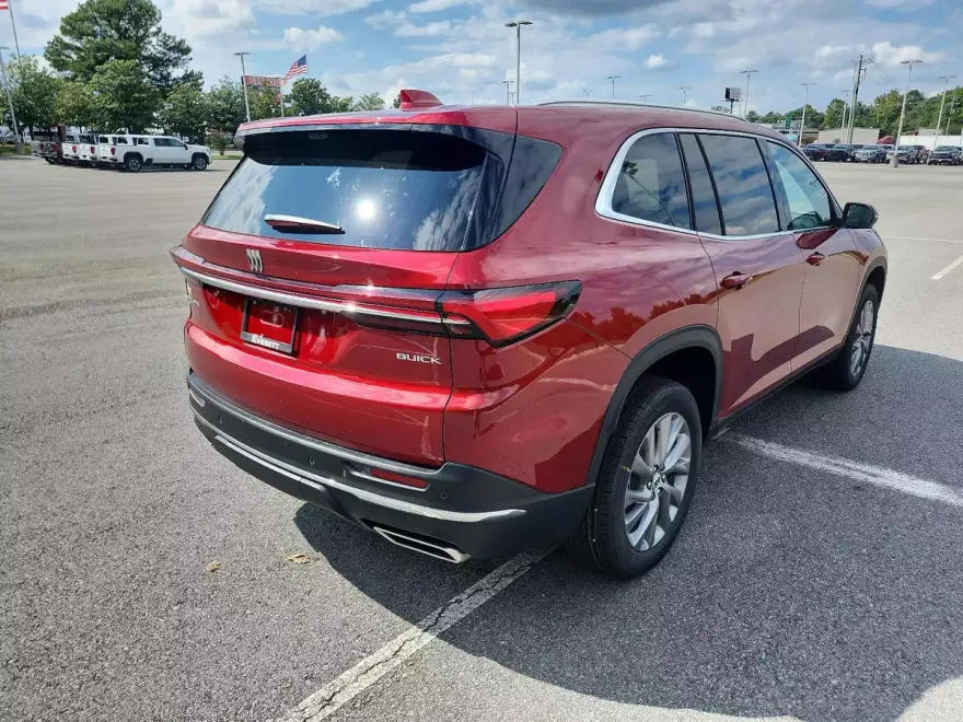 2026 Buick Enclave Preferred photo 1