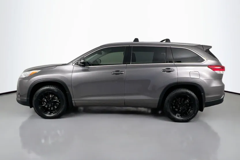 2018 Toyota Highlander SE photo 1