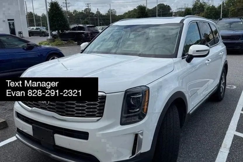 2020 Kia Telluride EX photo 1