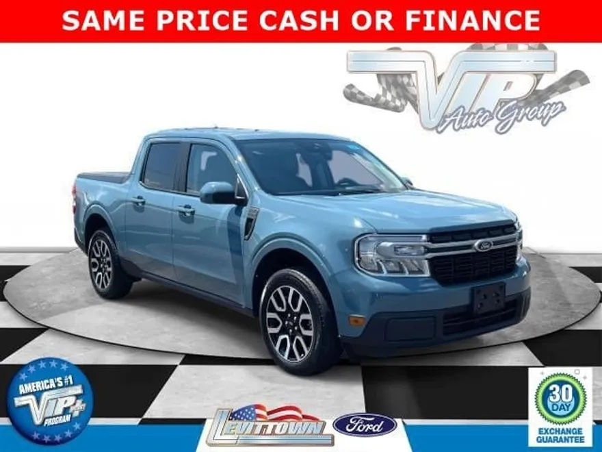 2023 Ford Maverick Lariat photo 1