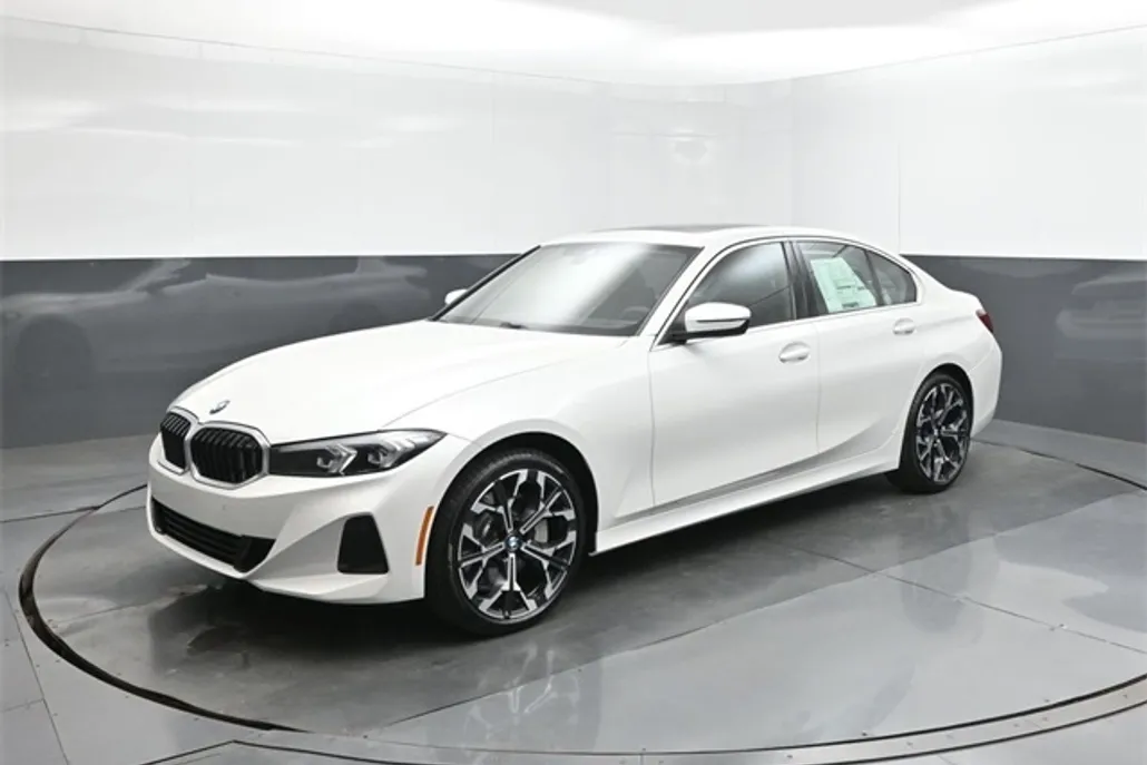 2025 Bmw 330i photo 1