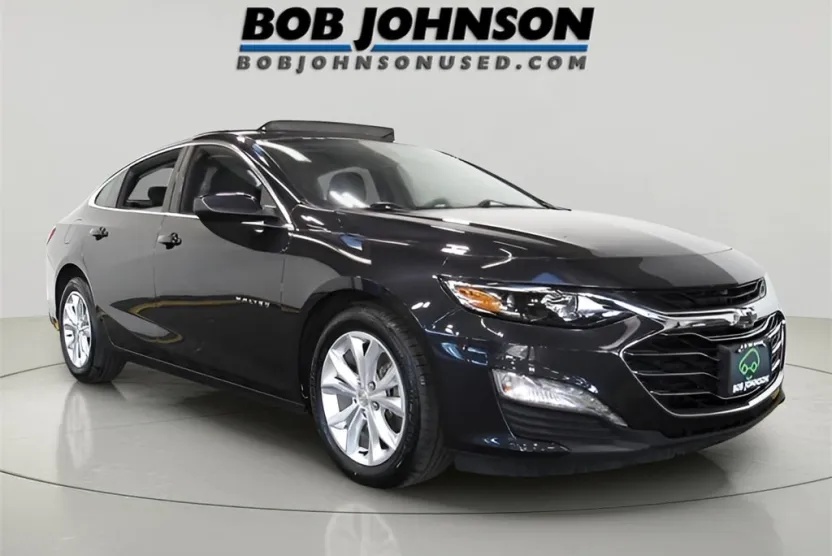 2023 Chevrolet Malibu 1LT photo 1