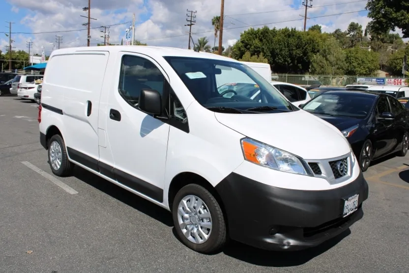 2019 Nissan NV200 S photo 1