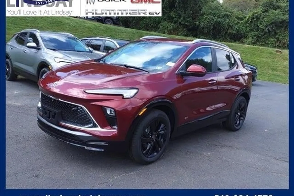 2025 Buick Encore GX Sport Touring photo 1