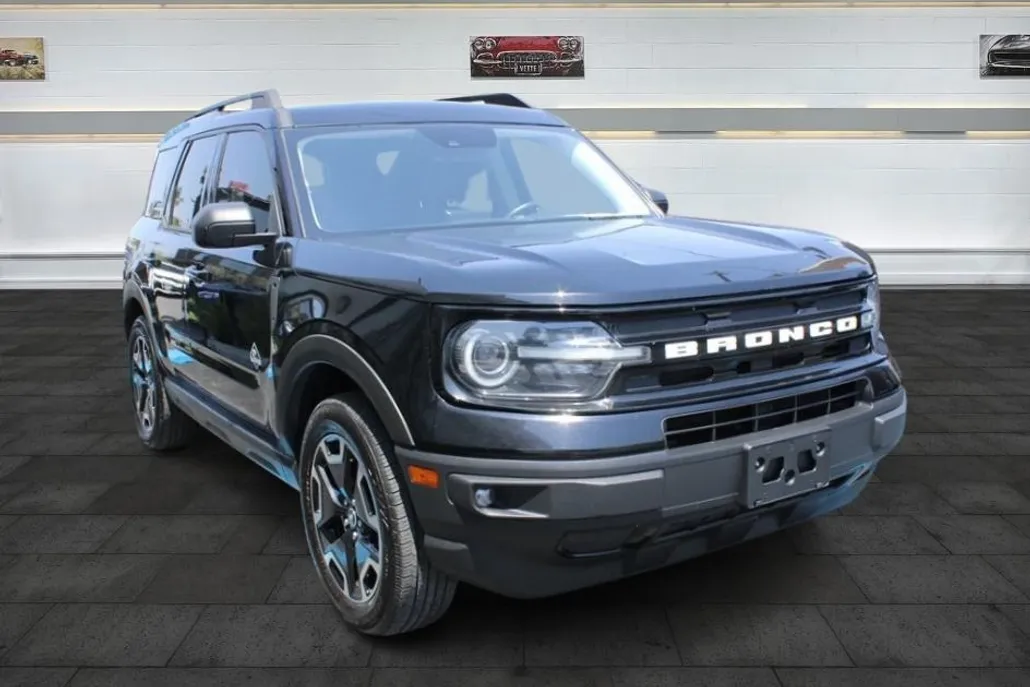 2021 Ford Bronco Sport Outer Banks photo 1