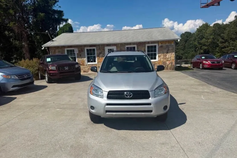 2008 Toyota RAV4 Base photo 1