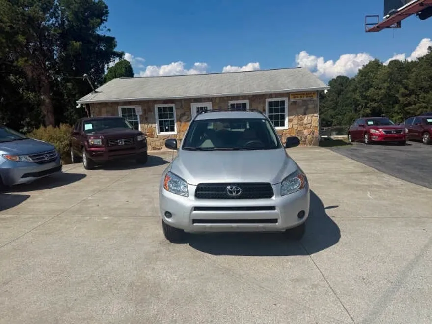 2008 Toyota RAV4 Base photo 1