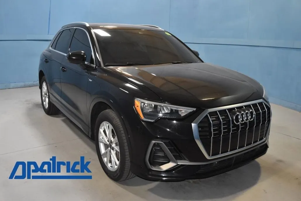 2022 Audi Q3 Premium S line photo 1