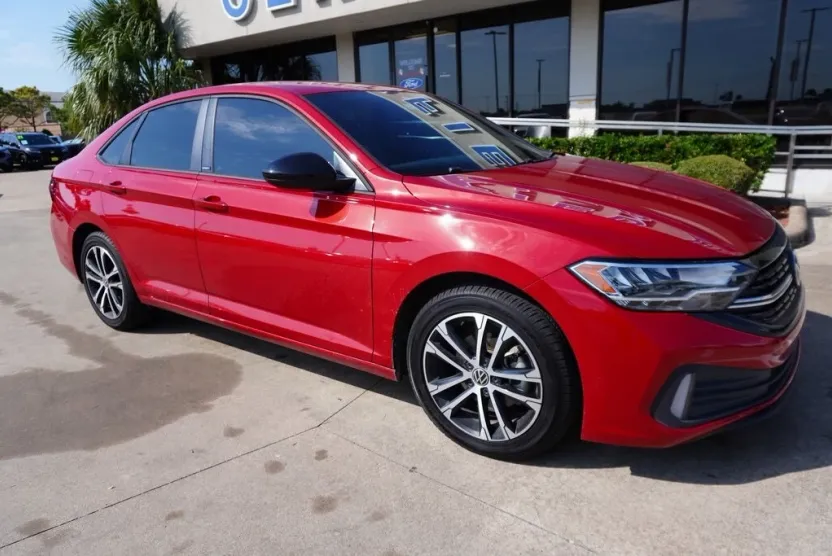 2024 Volkswagen Jetta 1.5T Sport photo 1