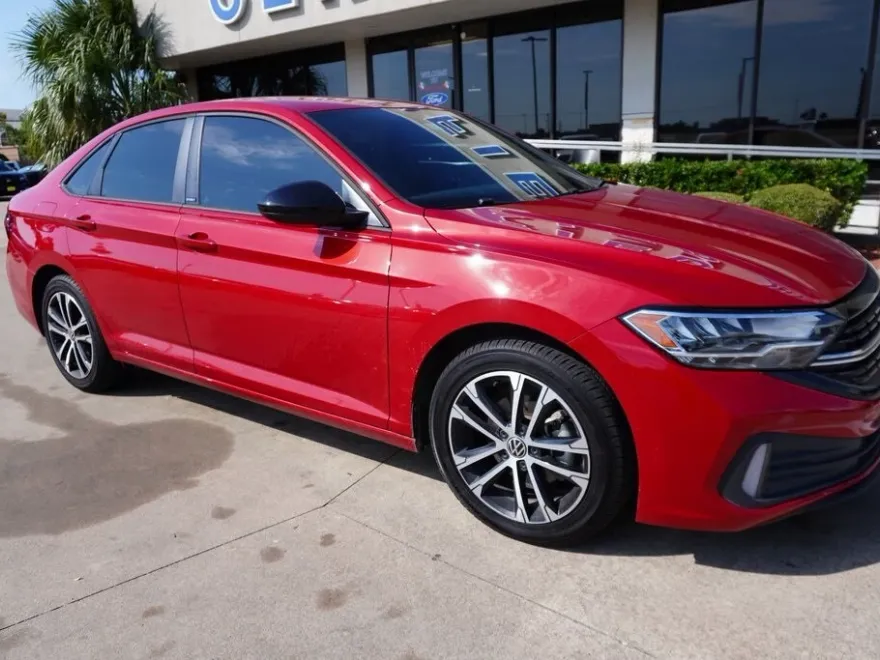 2024 Volkswagen Jetta 1.5T Sport photo 1