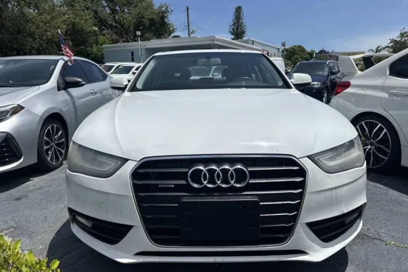 2013 Audi A4 2.0T Quattro Premium Plus photo 1