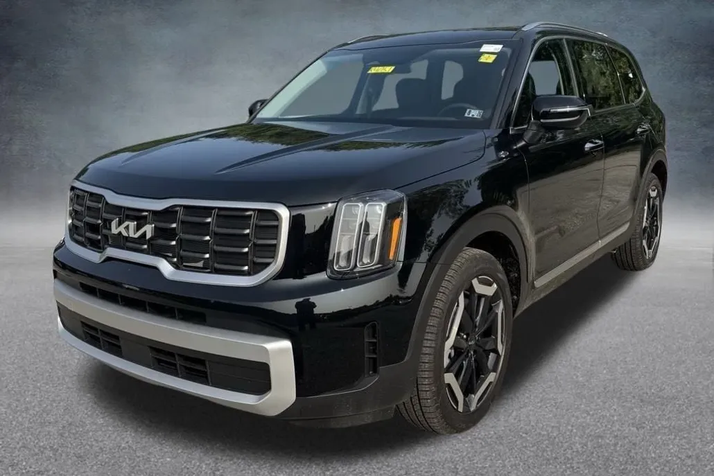 2025 Kia Telluride S photo 1