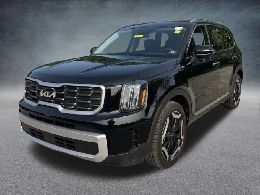 2025 Kia Telluride S photo 1