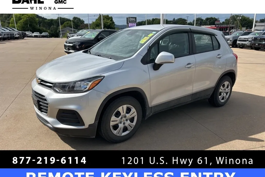 2018 Chevrolet Trax LS photo 1