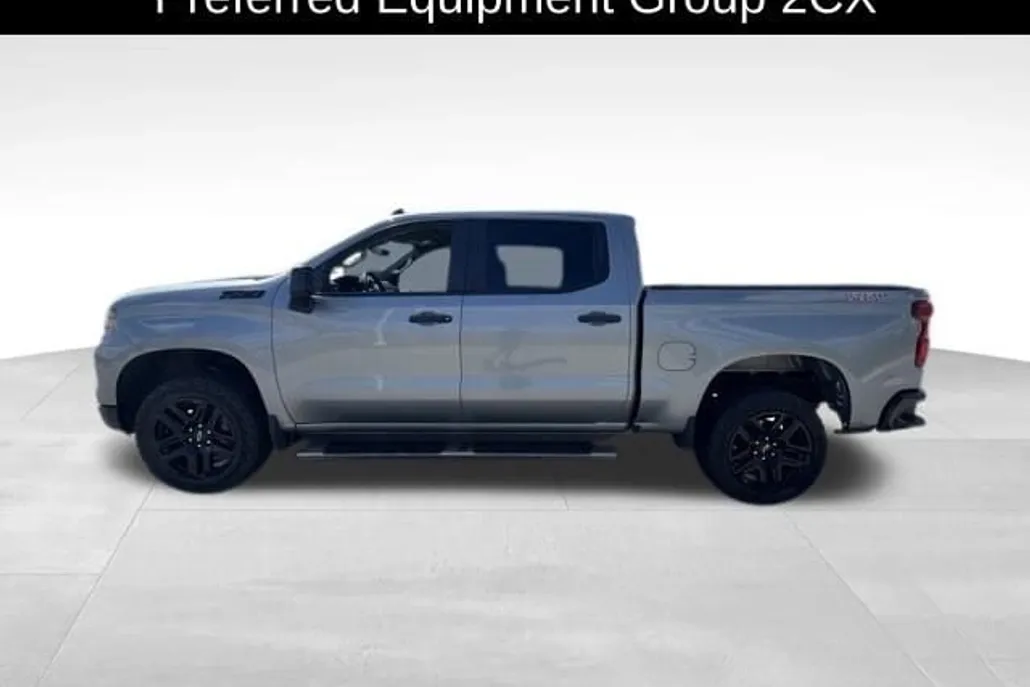 2023 Chevrolet Silverado 1500 Custom Trail Boss photo 1