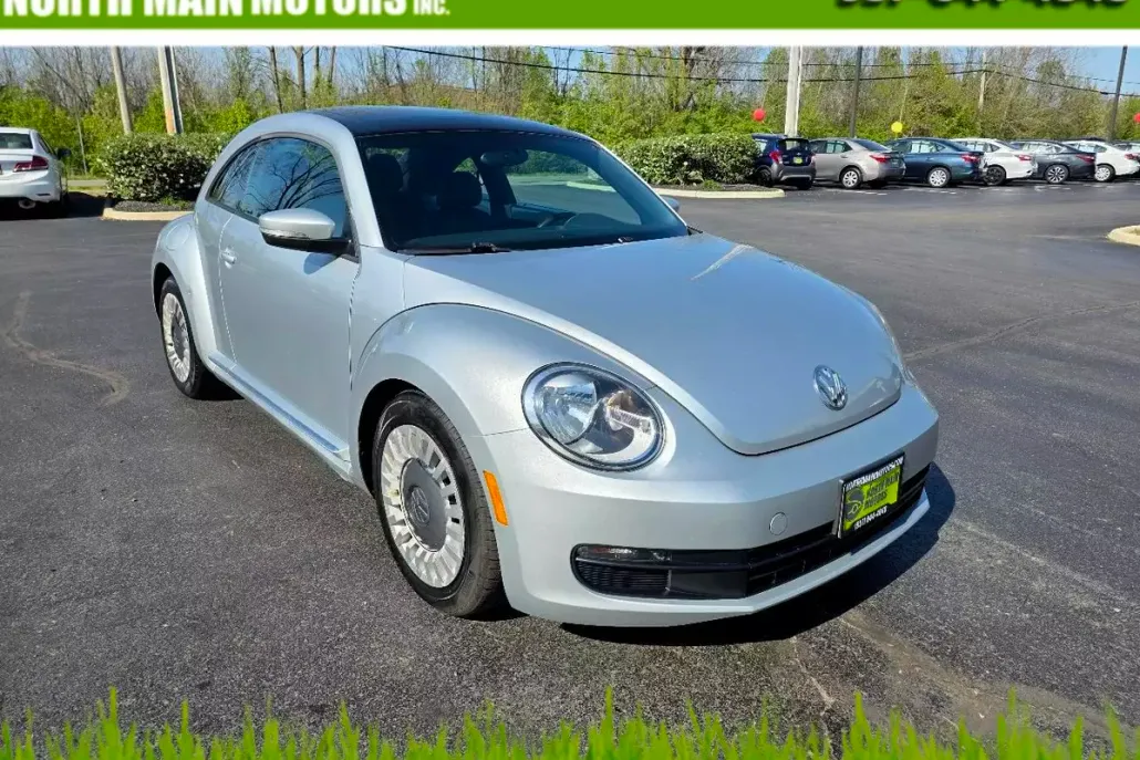 2014 Volkswagen Beetle 2.5L photo 1